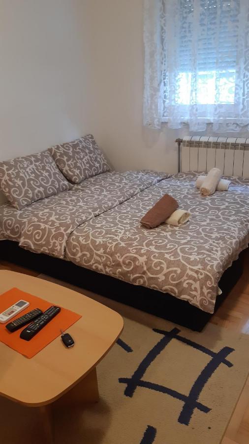 شقة Sirmijum Hause سريمسكا ميتروفيكا المظهر الخارجي الصورة